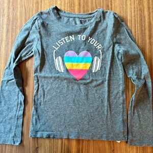 Gap girls long sleeve listen to your heart gray shirt size M